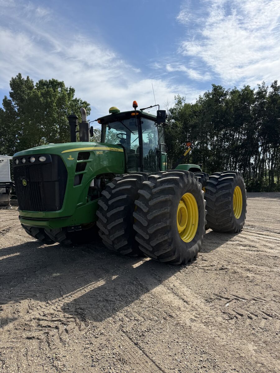 John Deere 9630 4WD tractor with duals, front view